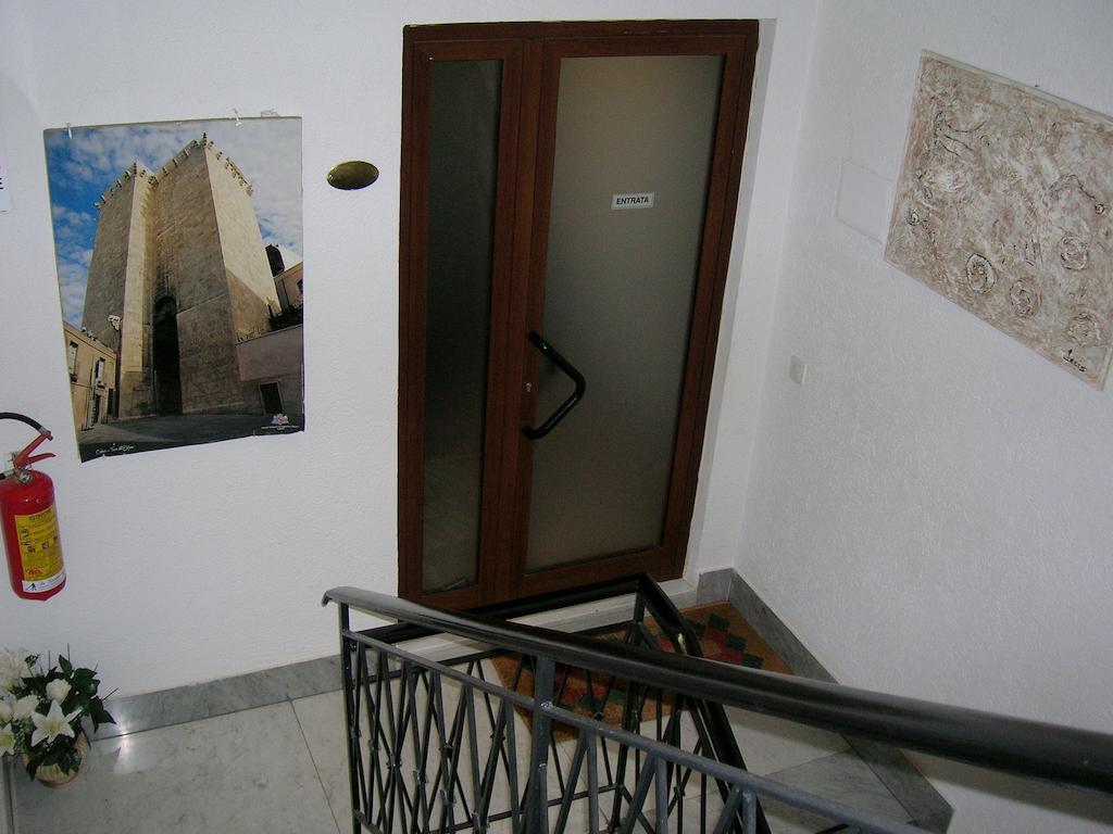 كالياري Albergo La Perla المظهر الخارجي الصورة