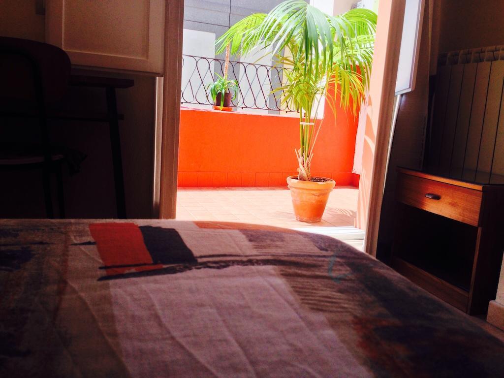 كالياري Albergo La Perla الغرفة الصورة