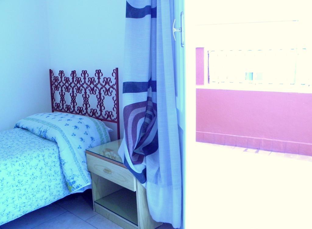 كالياري Albergo La Perla المظهر الخارجي الصورة