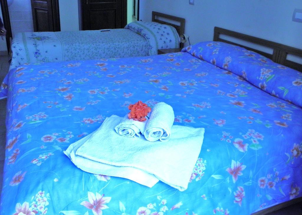 كالياري Albergo La Perla المظهر الخارجي الصورة